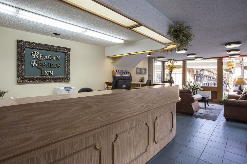 Reagan Resorts Inn 2