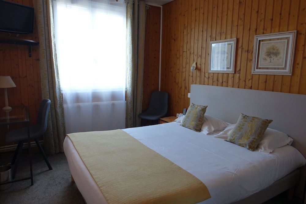 Logis Hôtel Emeraude 2