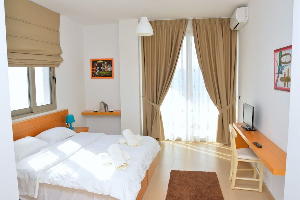Pastarella Beachfront Resort 2