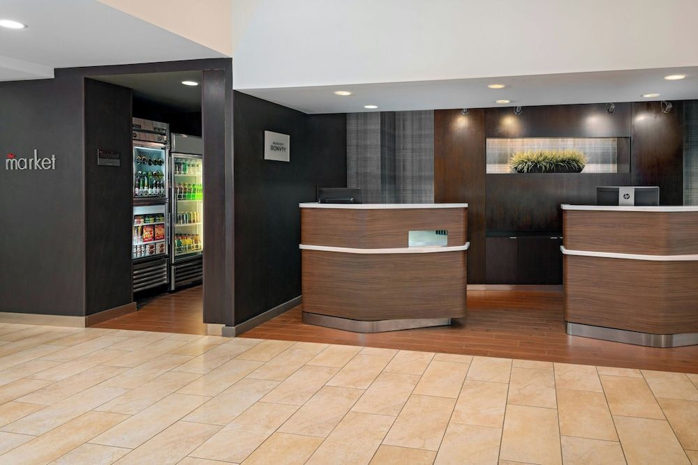 Courtyard by Marriott Danbury 2