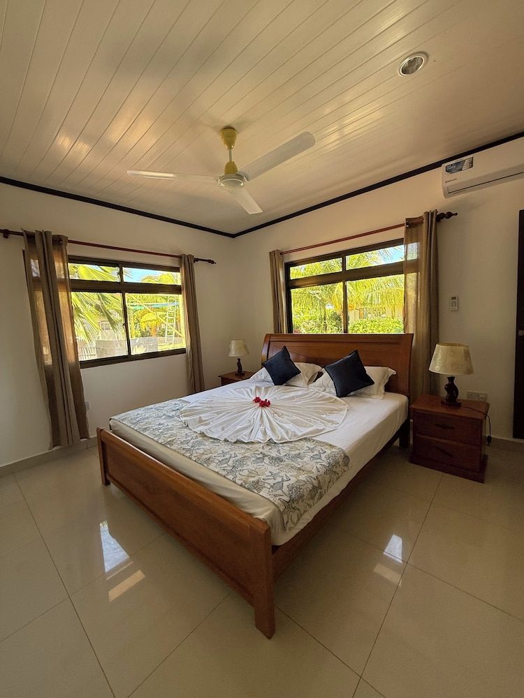 Belle Vacance Self Catering Villas 2