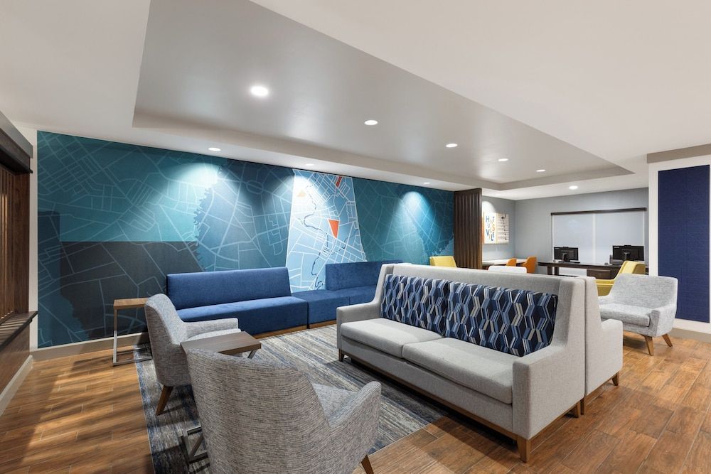 Holiday Inn Express & Suites HUNTSVILLE WEST - RESEARCH PK by IHG 2