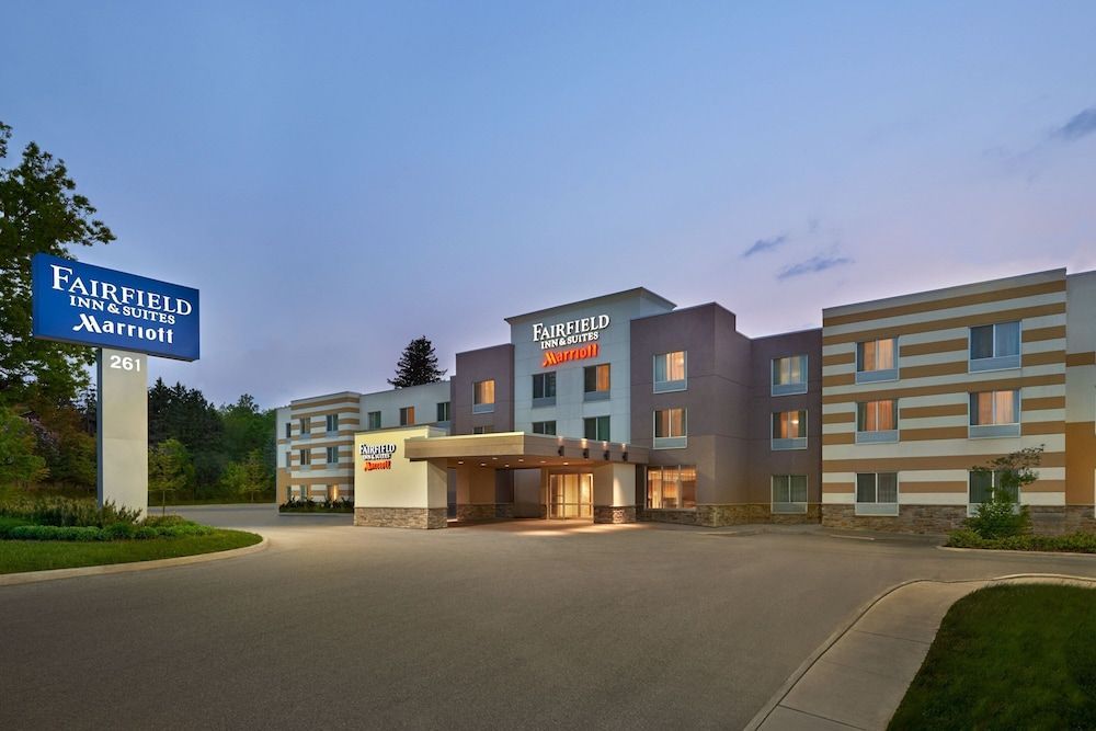 Fairfield Inn & Suites by Marriott Barrie 1