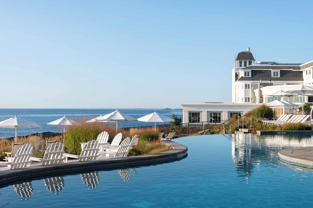 Cliff House Maine 1
