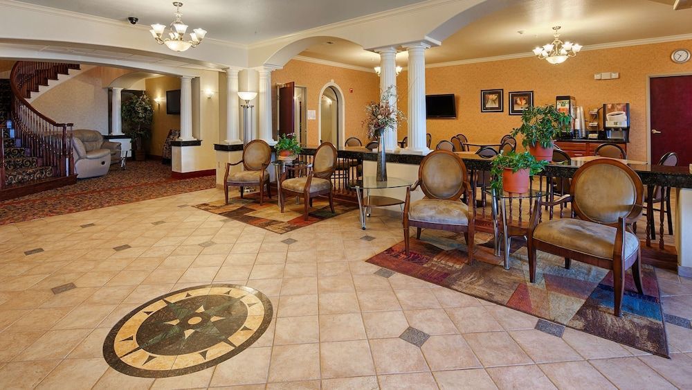 Best Western Henrietta Inn & Suites 2
