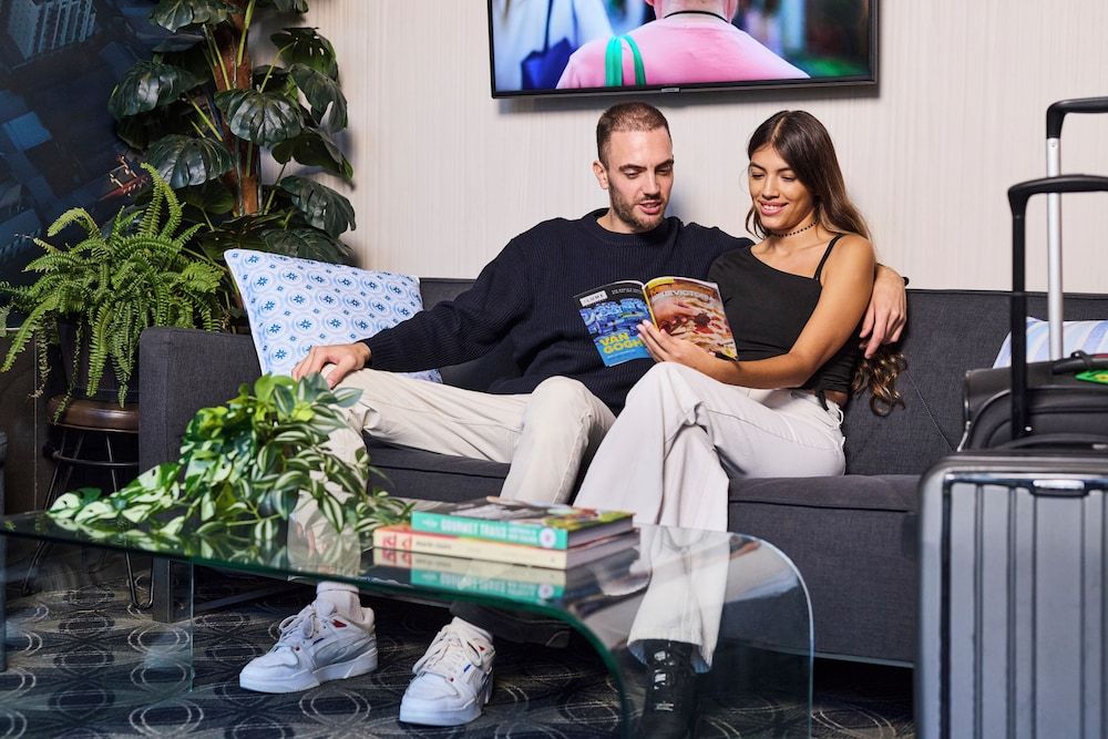 Brady Hotels Central Melbourne 2