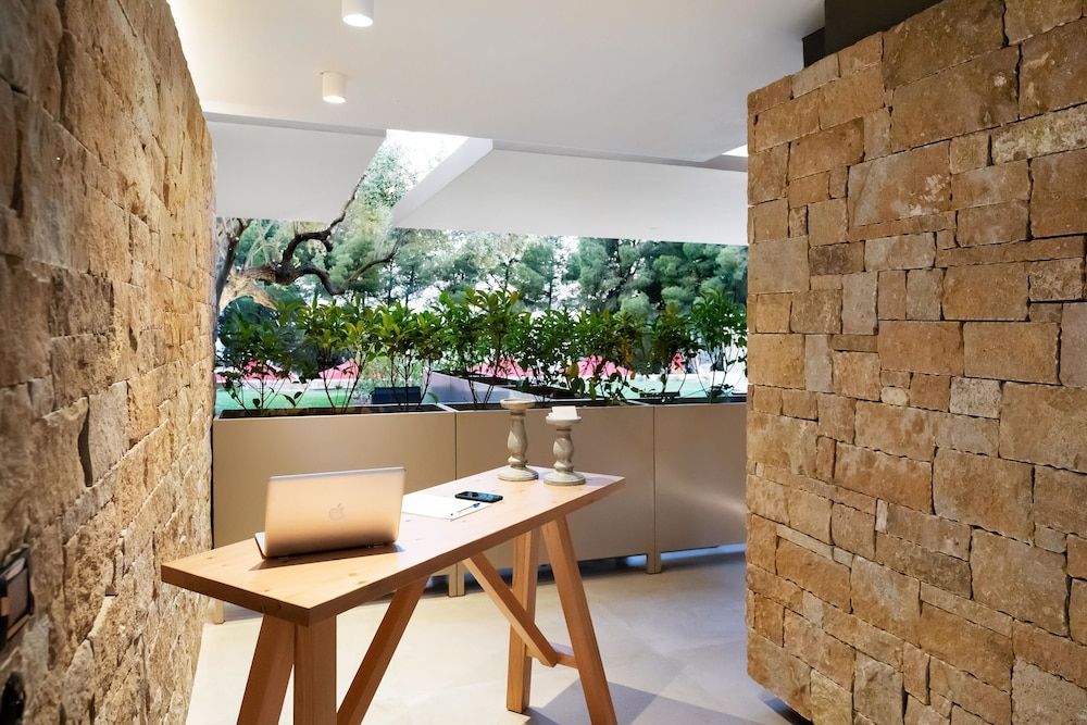 Amantes Villas and Suites 2