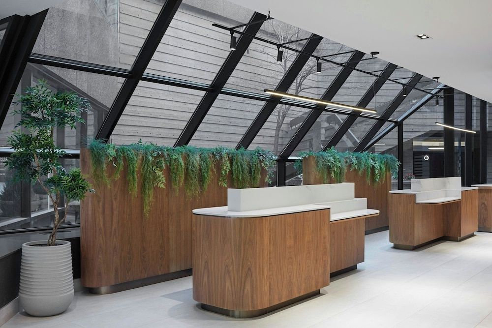 Delta Hotels by Marriott Quebec 2