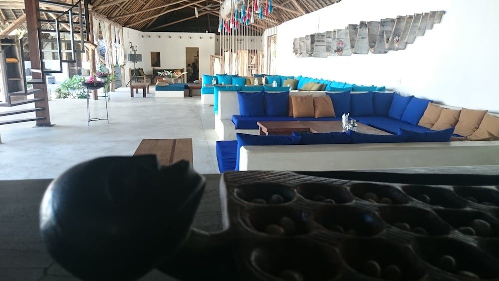 Nur Beach Hotel 2