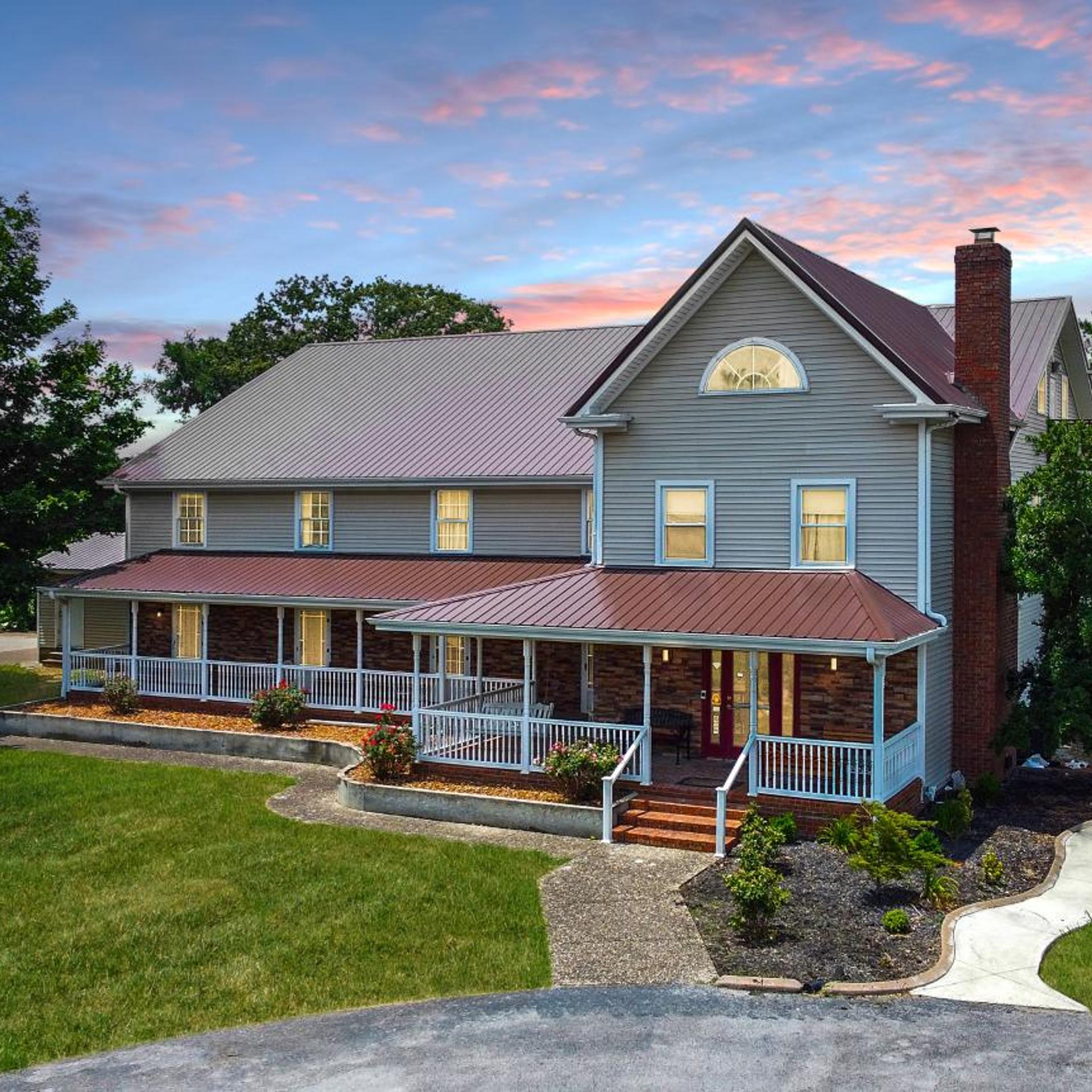 Four Seasons Country Inn 1