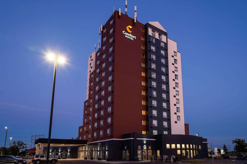 Comfort Hotel Airport North 1