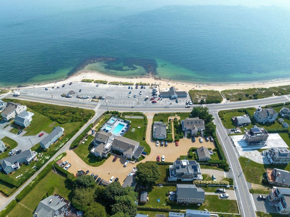 Beachside Village Resort 1