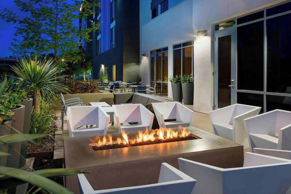 SpringHill Suites by Marriott San Diego Mission Valley 1