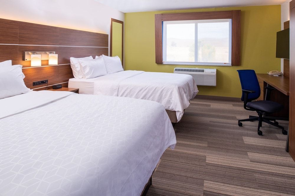 Holiday Inn Express & Suites GUNNISON by IHG 2