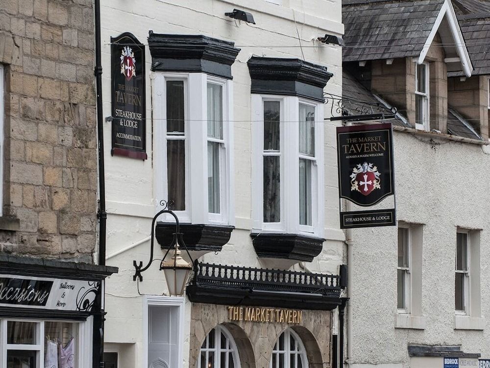 The Tavern - Steakhouse and Lodge 1