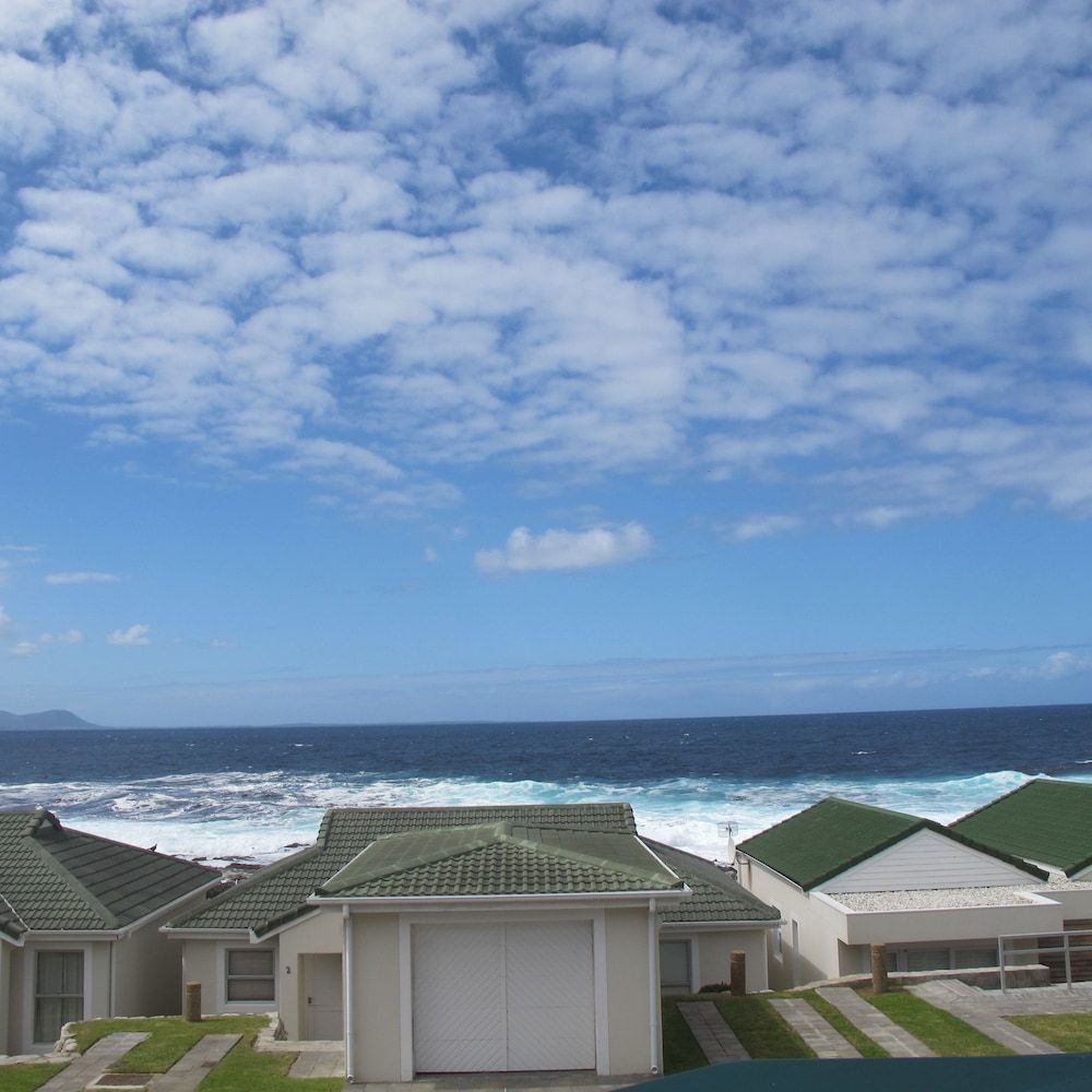 Ocean Edge Apartments 1
