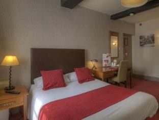 Castle Hotel by Chef & Brewer Collection 2