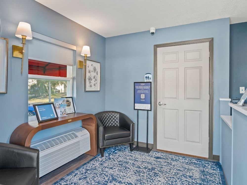 Baymont by Wyndham Ocala Suites 2