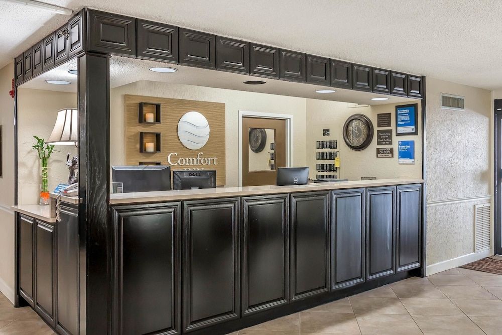 Comfort Inn Savannah Midtown 2