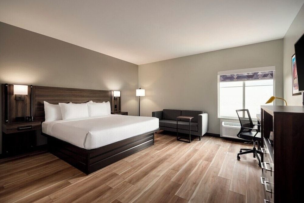 La Quinta by Wyndham Gonzales LA 1