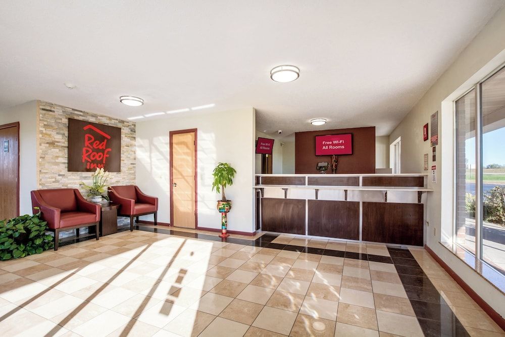 Red Roof Inn Vincennes 2