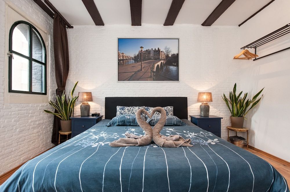 Crown Guesthouse Amsterdam 2