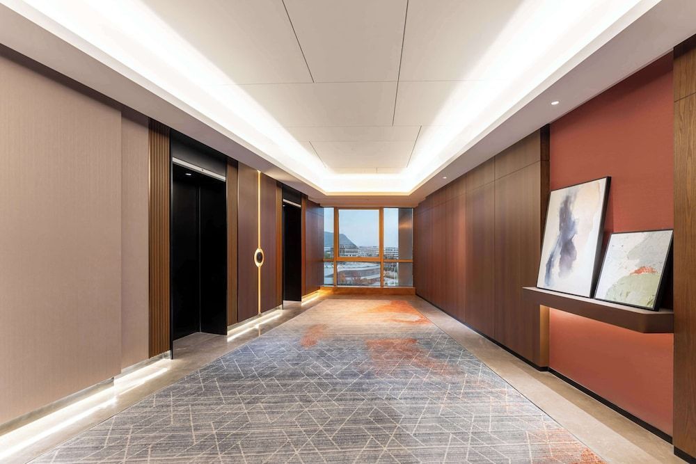 Hilton Garden Inn Huzhou High-Speed Railway Station 2