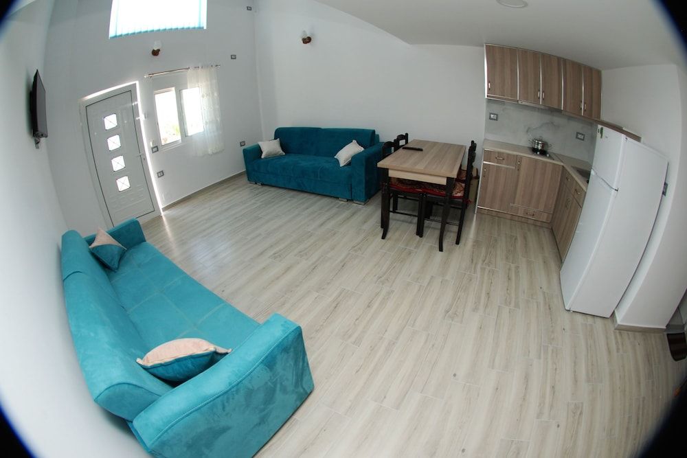 Bebi Hotel And Apartments 2