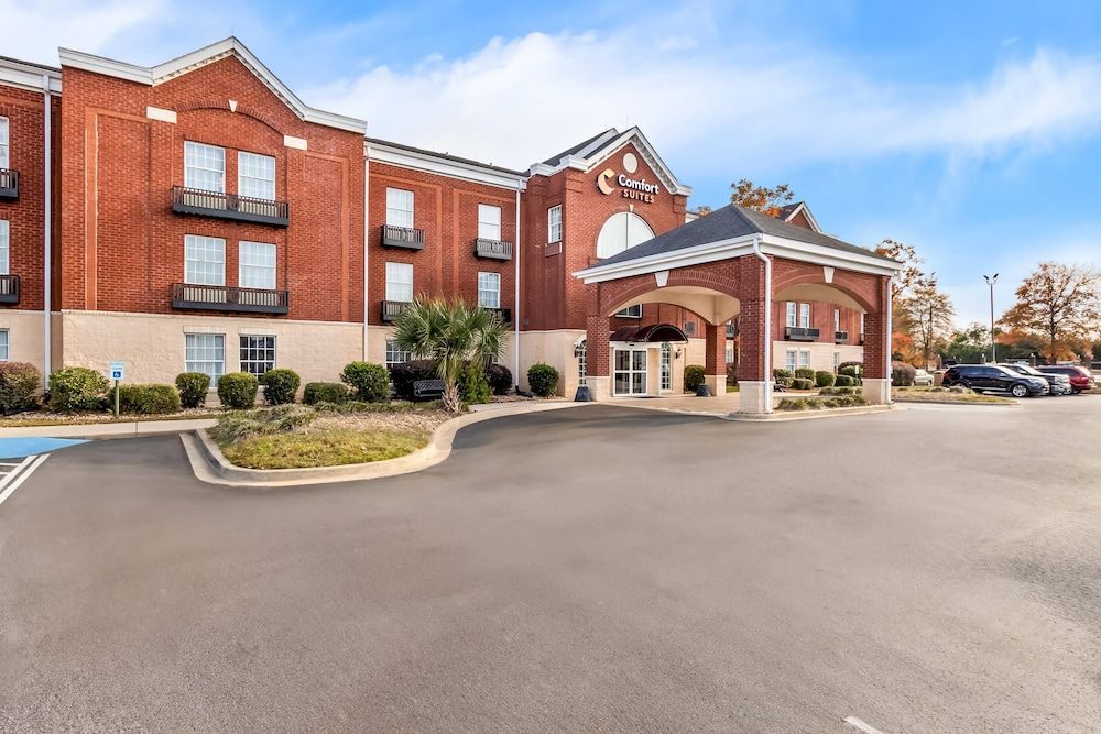 Comfort Suites Sumter near Shaw AFB 1