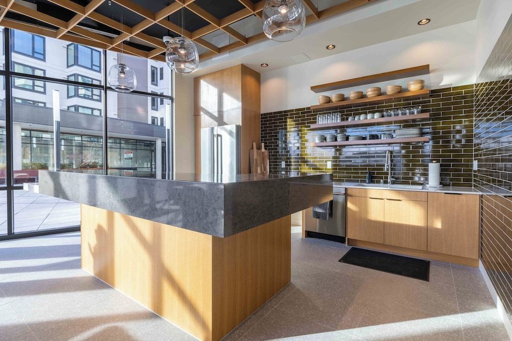 Marina Square Suites 1