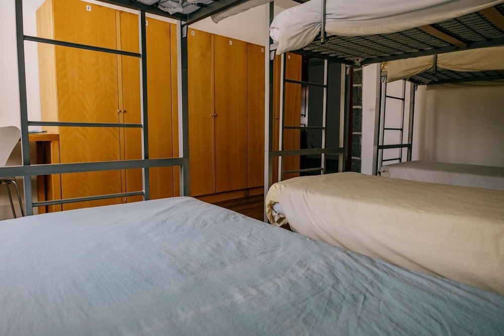 Azores Youth Hostels - Pico 2