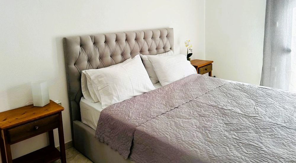 A & A APARTMENTS 2 - Comfort and tranquility in the center of Skiathos 1