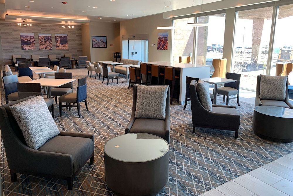 La Quinta Inn & Suites by Wyndham Holbrook Petrified Forest 2