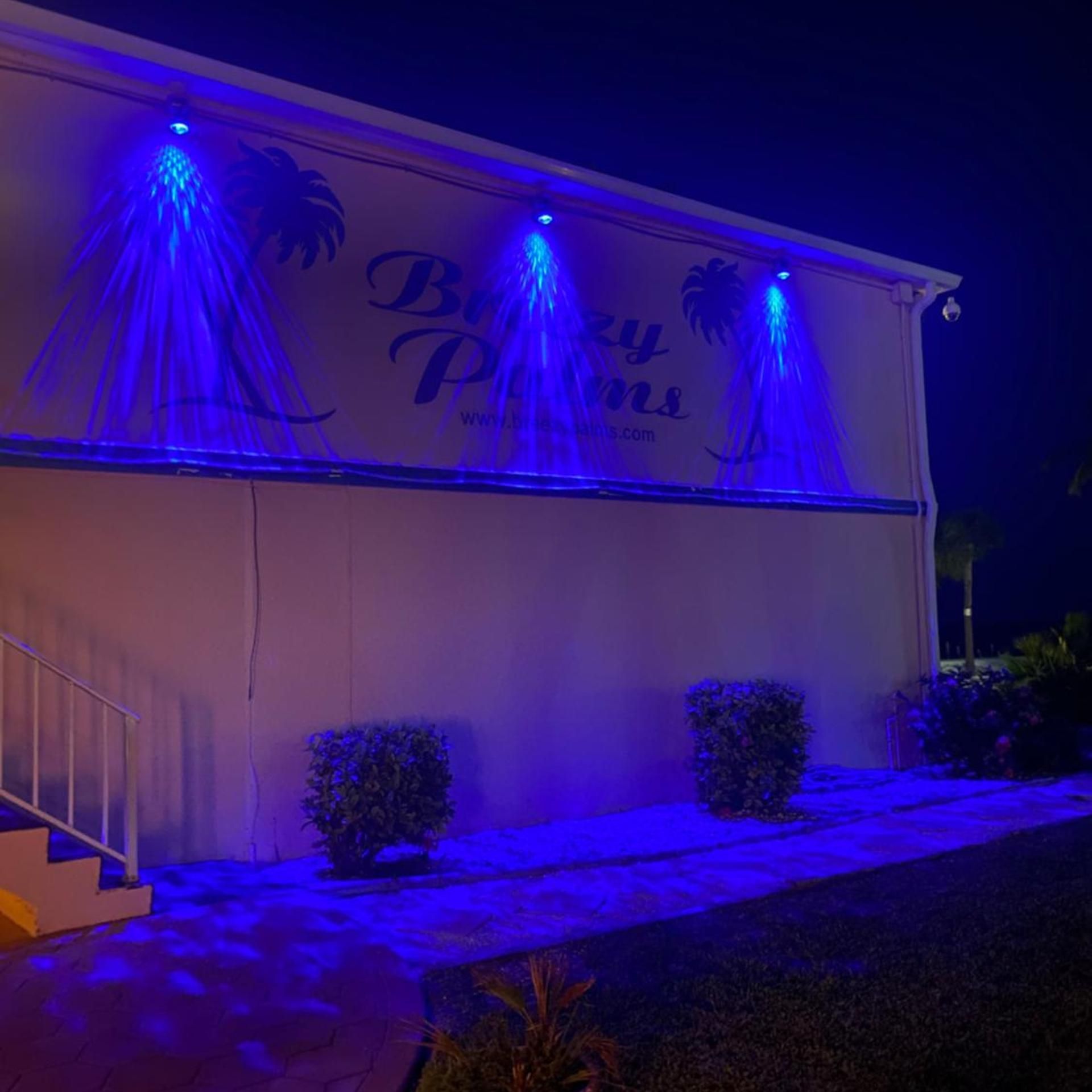 Breezy Palms Resort 1