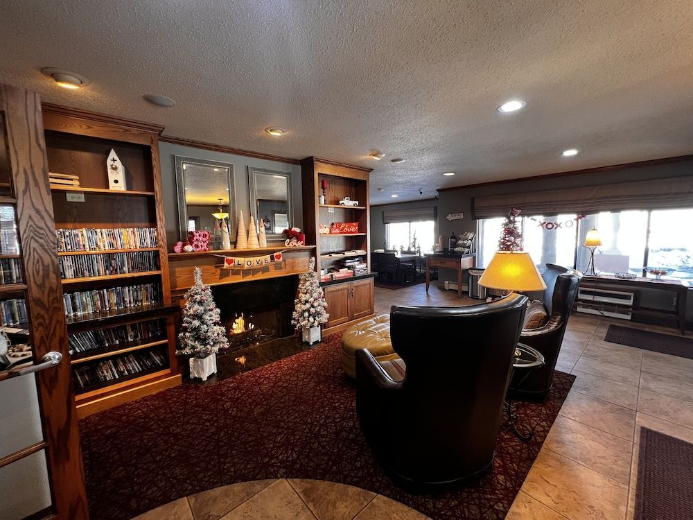Quality Inn & Suites Detroit Lakes 2