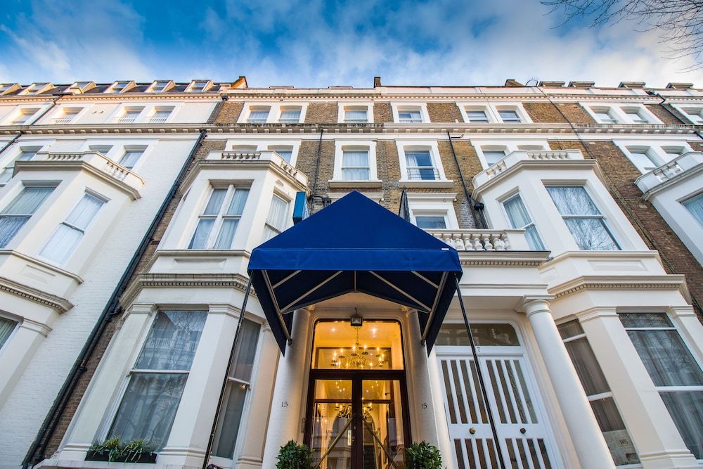 London Town Hotel 1