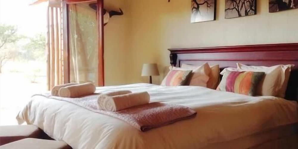Makhato 84 Bush Lodge 1