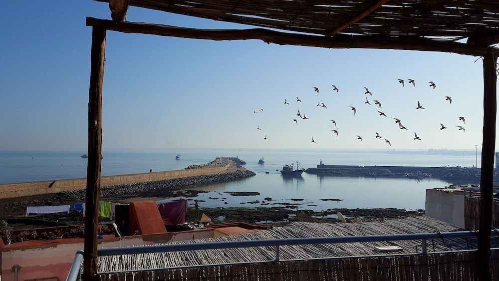 Art Riad Au Bord De La Mer 1