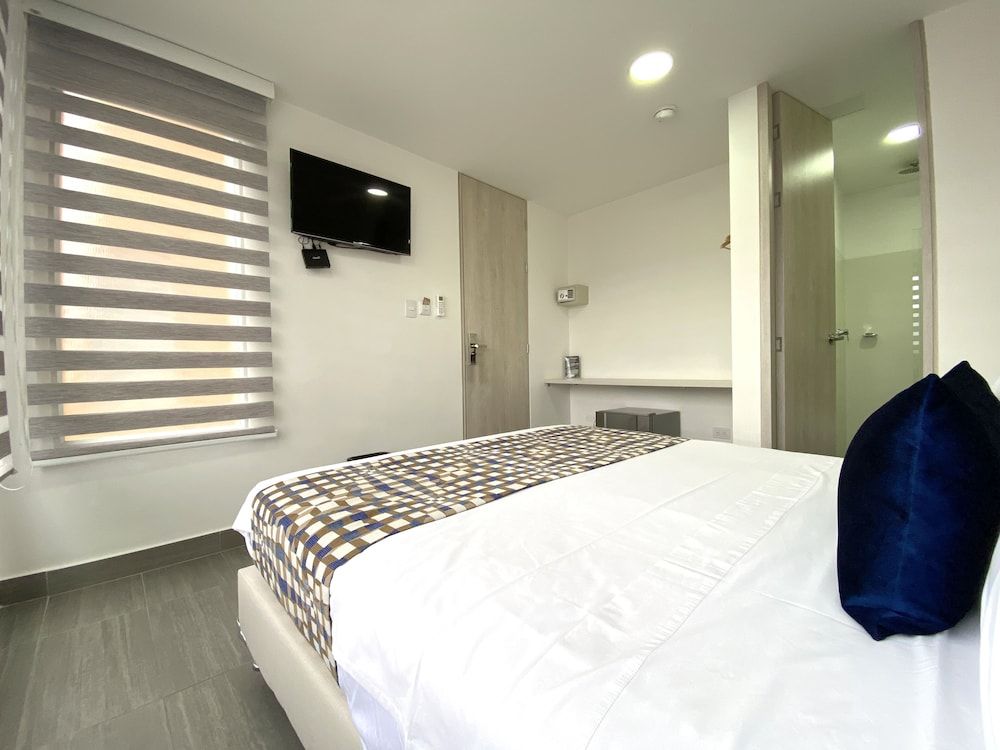 Seven Inn Hotel 1