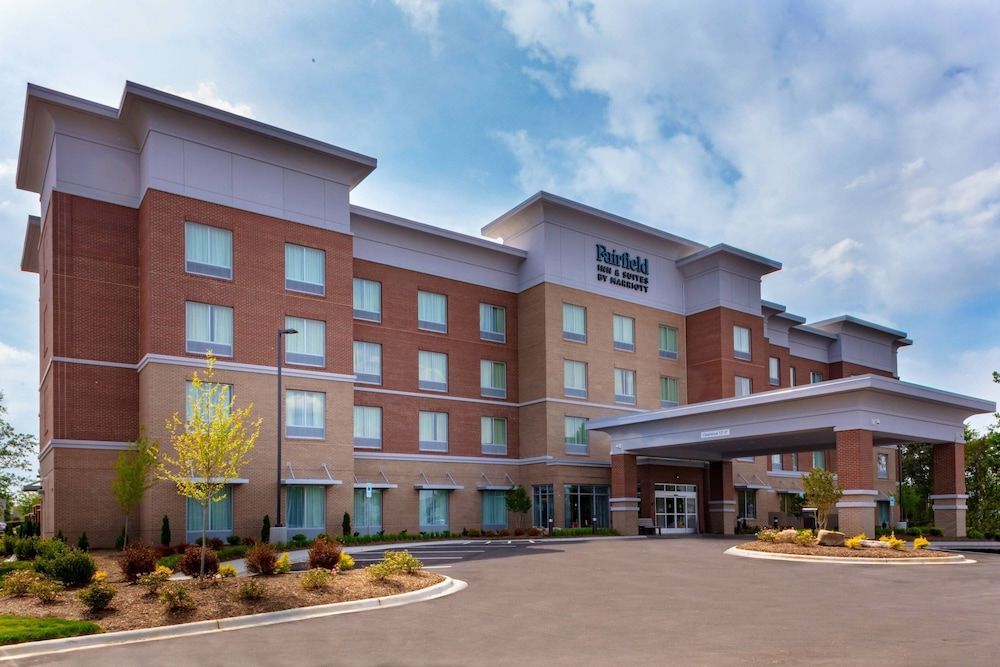 Fairfield by Marriott Inn & Suites Charlotte Pineville 1