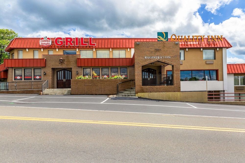Quality Inn East Stroudsburg - Poconos 1
