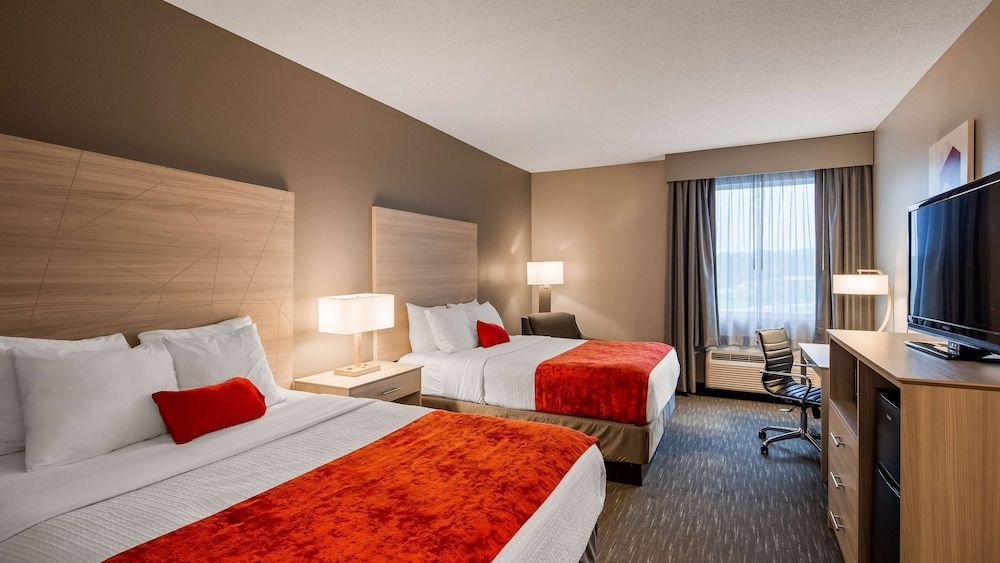 Best Western Plus New Cumberland 1