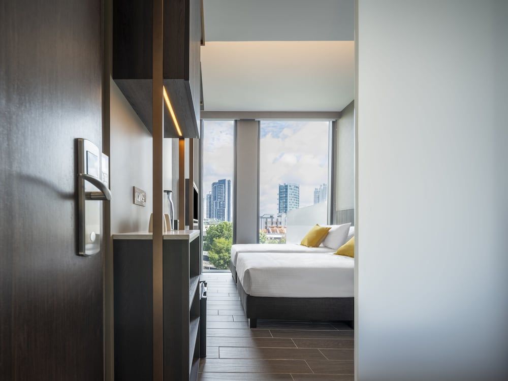 Beverly Hotels Elements 2