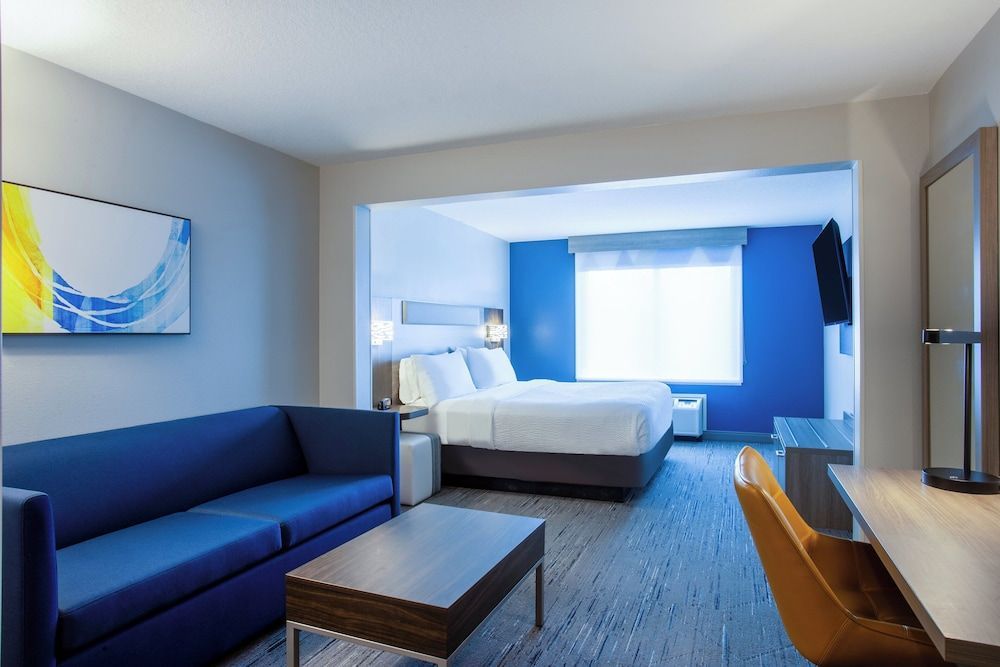 Holiday Inn Express & Suites BRADENTON EAST-LAKEWOOD RANCH by IHG 2