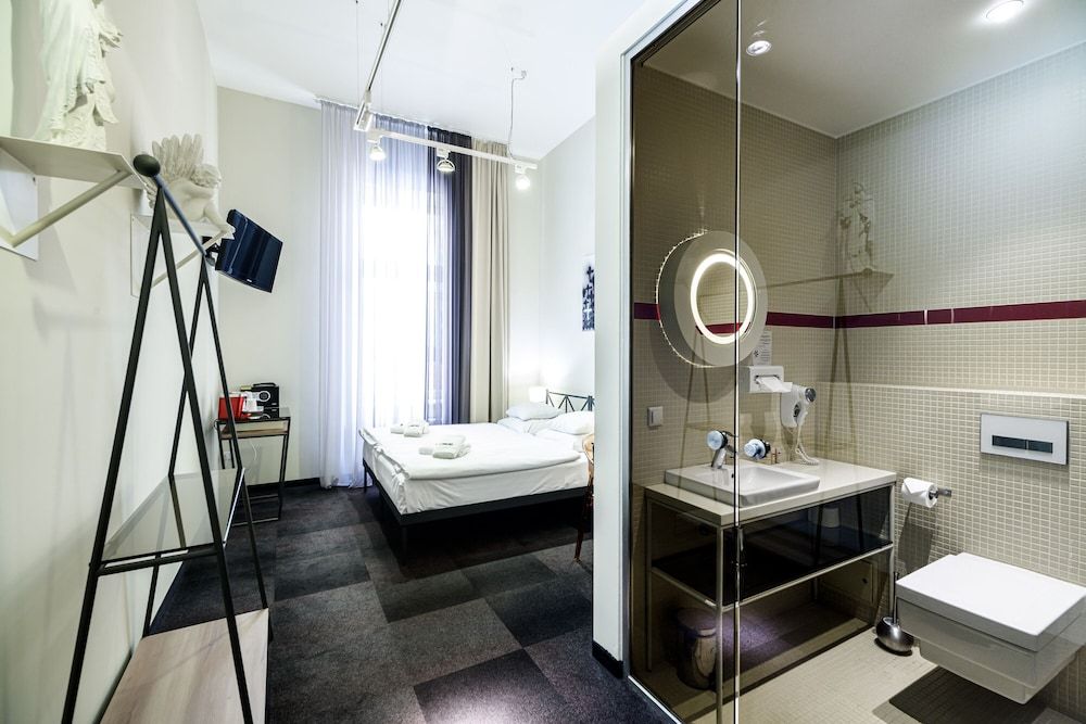 Home Aparthotel 1