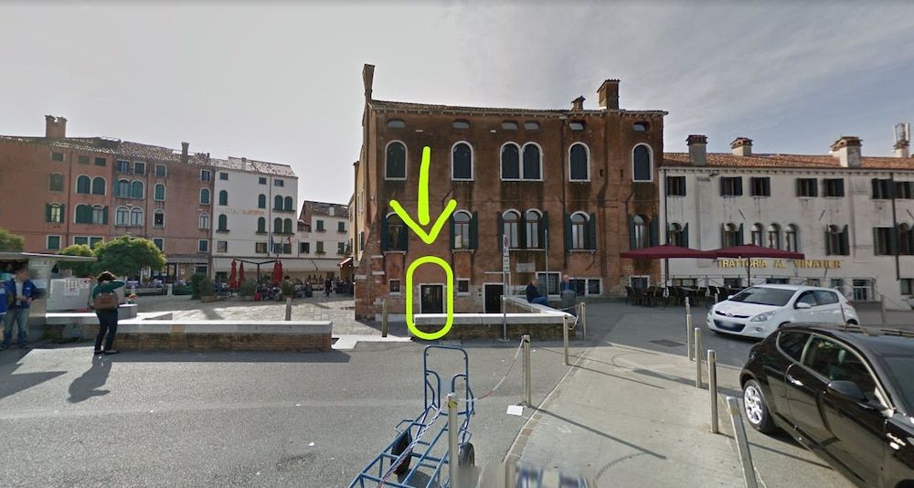 Canal View Suite in Rialto by Wonderful Italy 2
