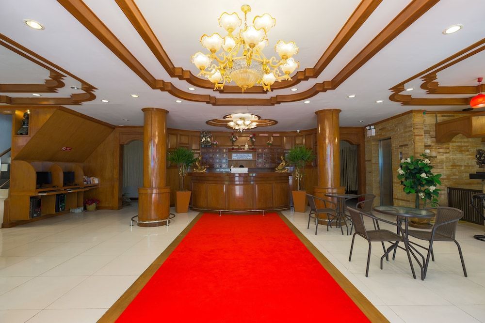 P R Patong Hotel 1