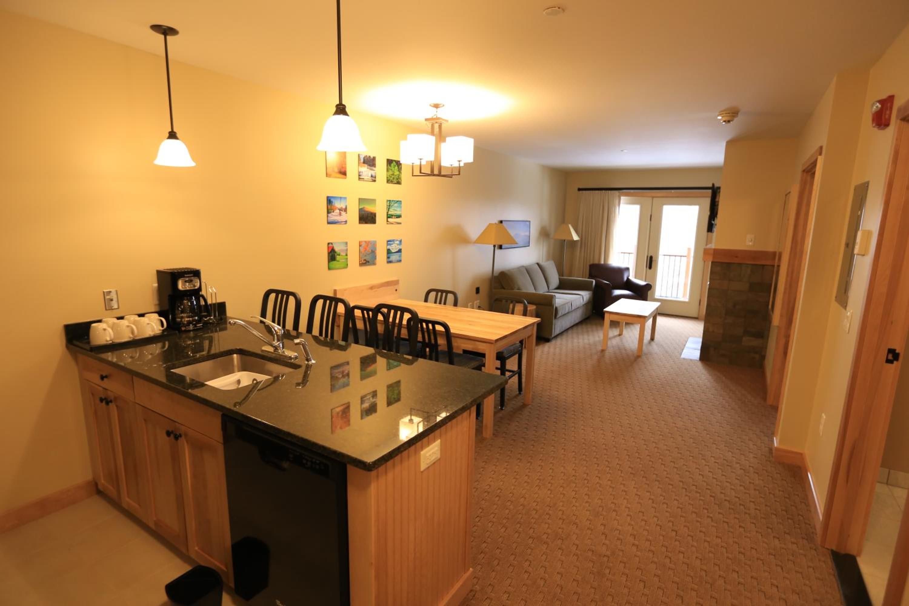 Burke Mountain Hotel 2