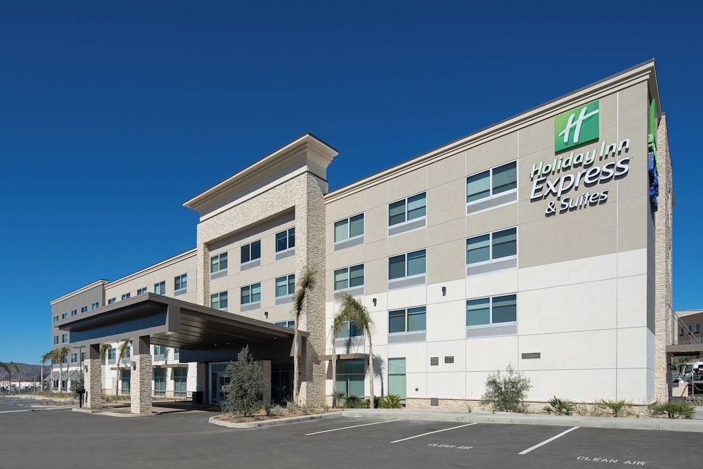 Holiday Inn Express & Suites MURRIETA - TEMECULA by IHG 1
