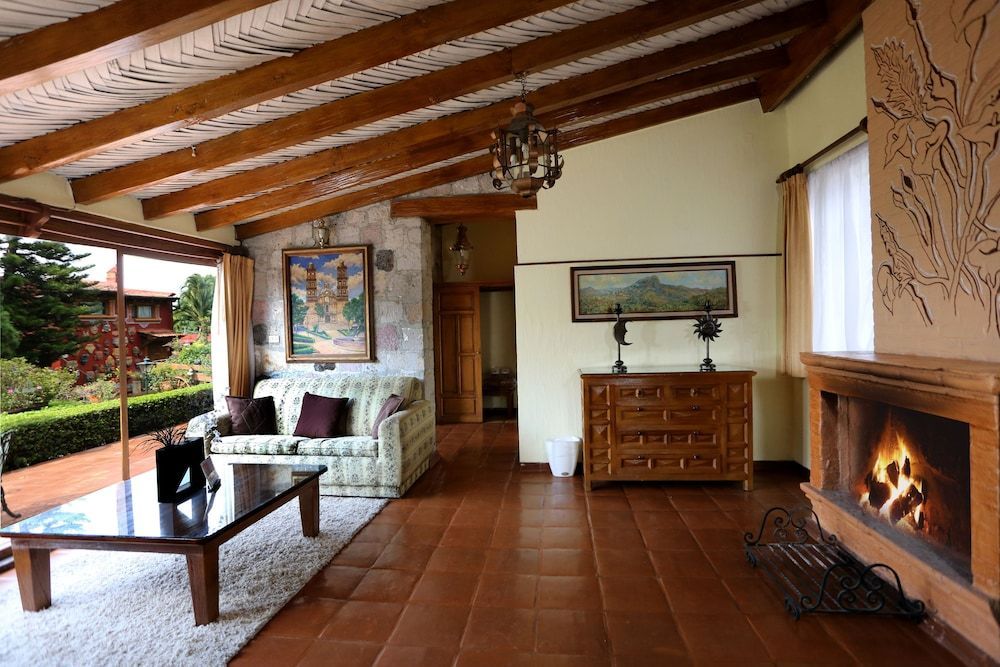 Villa San Jose Hotel & Suites 2